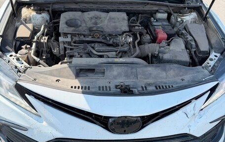 Toyota Camry, 2021 год, 1 300 000 рублей, 7 фотография
