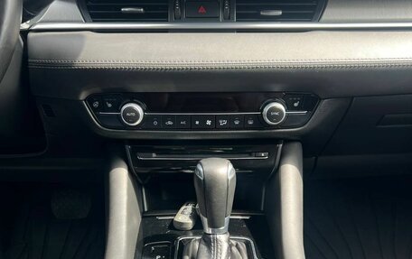 Mazda 6, 2020 год, 2 499 000 рублей, 17 фотография