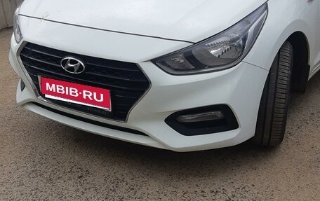 Hyundai Solaris II рестайлинг, 2017 год, 1 135 000 рублей, 1 фотография