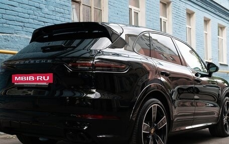 Porsche Cayenne III, 2021 год, 11 900 000 рублей, 4 фотография
