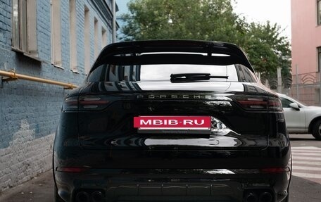 Porsche Cayenne III, 2021 год, 11 900 000 рублей, 3 фотография