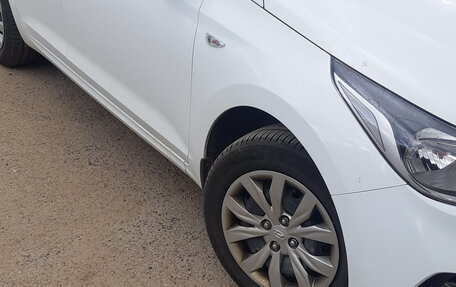 Hyundai Solaris II рестайлинг, 2017 год, 1 135 000 рублей, 3 фотография