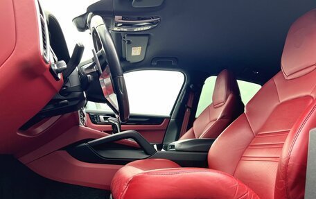 Porsche Cayenne III, 2021 год, 8 050 000 рублей, 27 фотография
