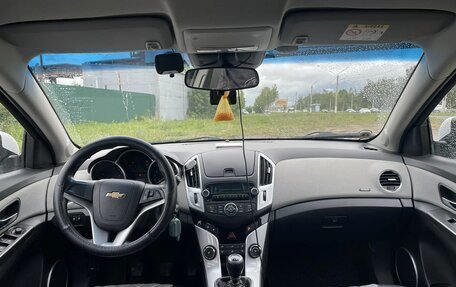 Chevrolet Cruze II, 2015 год, 950 000 рублей, 7 фотография