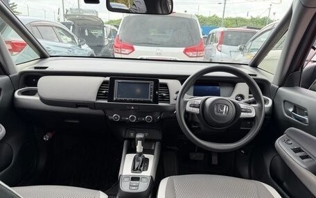Honda Fit, 2021 год, 890 911 рублей, 7 фотография