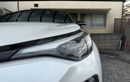 Toyota C-HR I рестайлинг, 2023 год, 1 725 000 рублей, 7 фотография