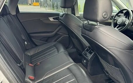 Audi A4, 2018 год, 2 500 000 рублей, 6 фотография