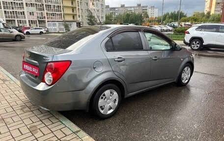 Chevrolet Aveo III, 2013 год, 550 000 рублей, 4 фотография