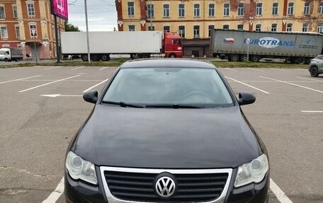Volkswagen Passat B6, 2008 год, 650 000 рублей, 2 фотография