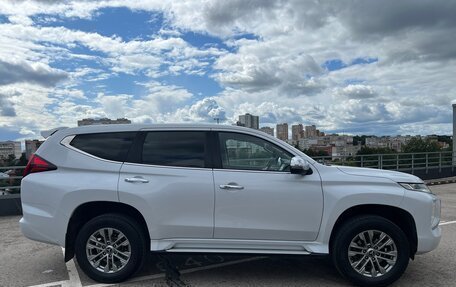 Mitsubishi Pajero Sport III рестайлинг, 2020 год, 3 720 000 рублей, 8 фотография