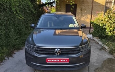 Volkswagen Tiguan II, 2021 год, 2 900 000 рублей, 1 фотография