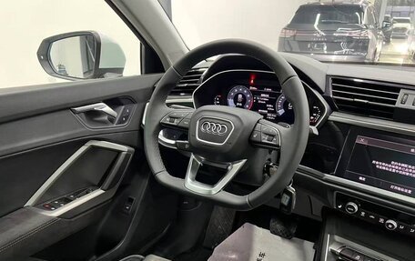 Audi Q3, 2022 год, 2 300 000 рублей, 10 фотография