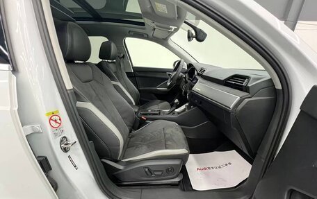 Audi Q3, 2022 год, 2 300 000 рублей, 14 фотография
