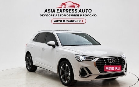 Audi Q3, 2021 год, 2 430 000 рублей, 3 фотография