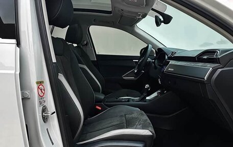 Audi Q3, 2021 год, 2 430 000 рублей, 11 фотография