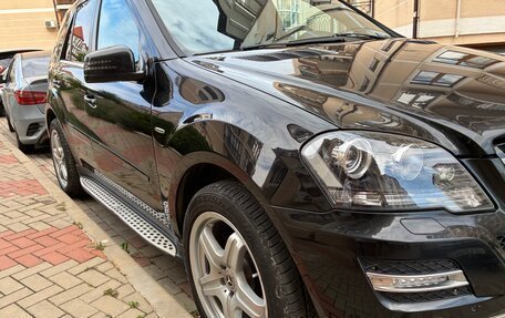 Mercedes-Benz M-Класс, 2011 год, 1 990 000 рублей, 4 фотография