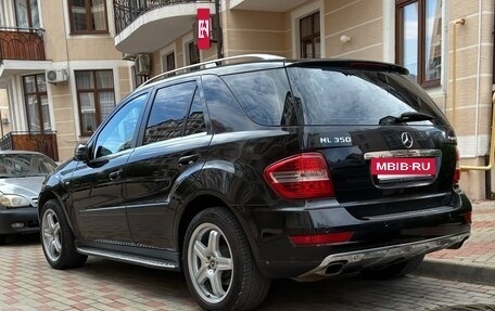 Mercedes-Benz M-Класс, 2011 год, 1 990 000 рублей, 3 фотография