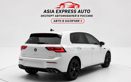 Volkswagen Golf VIII, 2022 год, 1 980 000 рублей, 4 фотография