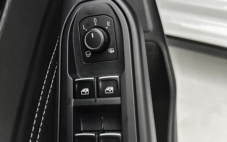 Volkswagen Golf VIII, 2022 год, 1 980 000 рублей, 12 фотография