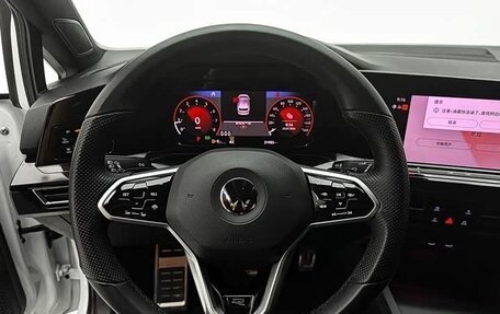 Volkswagen Golf VIII, 2022 год, 1 980 000 рублей, 15 фотография