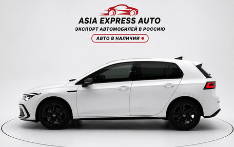 Volkswagen Golf VIII, 2022 год, 1 980 000 рублей, 6 фотография