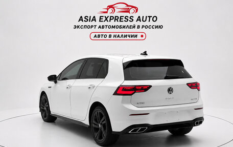 Volkswagen Golf VIII, 2022 год, 1 980 000 рублей, 8 фотография