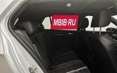 Volkswagen Golf VIII, 2022 год, 1 980 000 рублей, 22 фотография