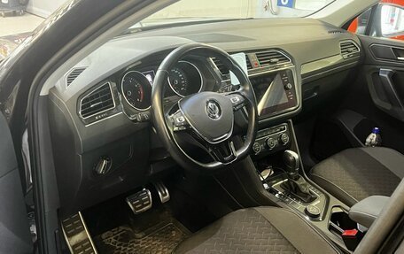 Volkswagen Tiguan II, 2018 год, 2 249 000 рублей, 3 фотография