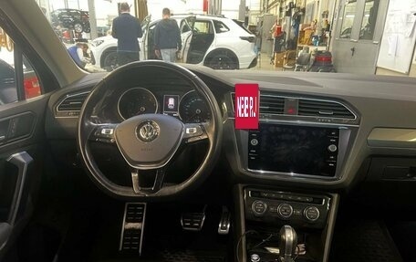 Volkswagen Tiguan II, 2018 год, 2 249 000 рублей, 5 фотография
