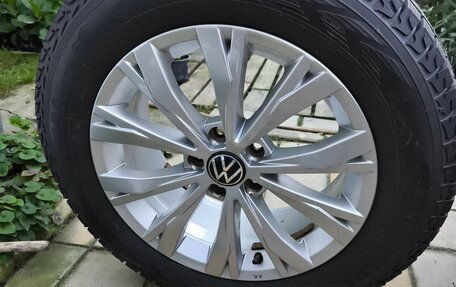 Volkswagen Tiguan II, 2021 год, 2 900 000 рублей, 5 фотография