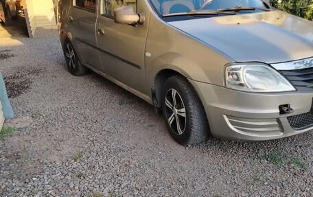 Renault Logan I, 2010 год, 220 000 рублей, 2 фотография