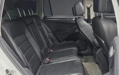 Volkswagen Tiguan II, 2020 год, 2 090 222 рублей, 15 фотография