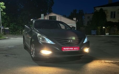 Hyundai Sonata VI, 2011 год, 150 000 рублей, 1 фотография
