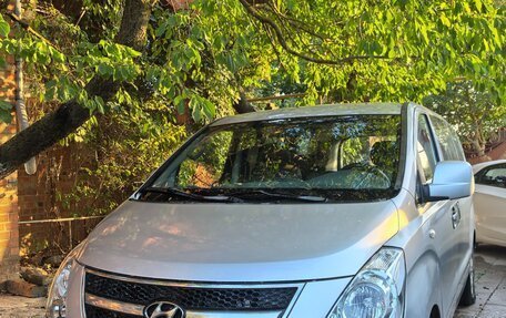 Hyundai Grand Starex Grand Starex I рестайлинг 2, 2008 год, 700 000 рублей, 1 фотография