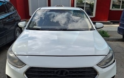 Hyundai Solaris II рестайлинг, 2018 год, 370 000 рублей, 1 фотография