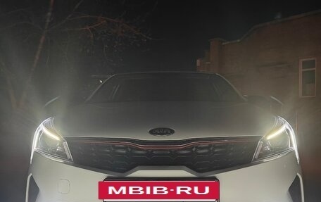 KIA Rio IV, 2020 год, 900 000 рублей, 6 фотография