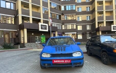 Volkswagen Golf IV, 2000 год, 110 000 рублей, 2 фотография