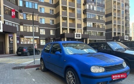 Volkswagen Golf IV, 2000 год, 110 000 рублей, 3 фотография