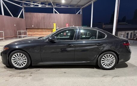 Alfa Romeo Giulia II, 2022 год, 3 050 000 рублей, 12 фотография