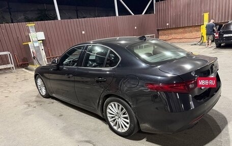 Alfa Romeo Giulia II, 2022 год, 3 050 000 рублей, 10 фотография
