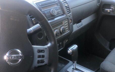 Nissan Navara (Frontier), 2007 год, 350 000 рублей, 5 фотография