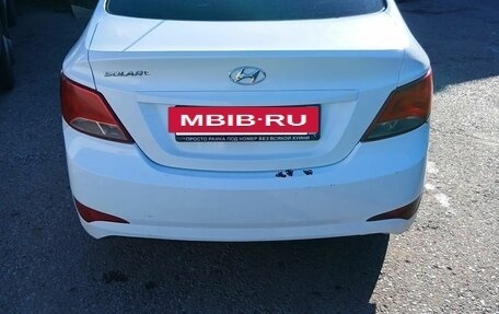 Hyundai Solaris II рестайлинг, 2016 год, 420 000 рублей, 3 фотография