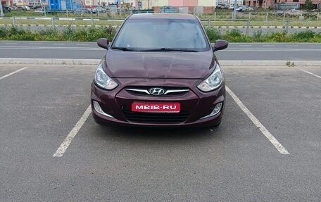 Hyundai Solaris II рестайлинг, 2012 год, 470 000 рублей, 1 фотография