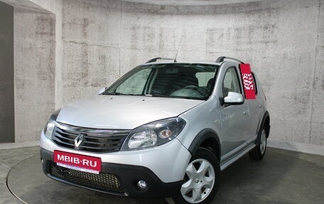 Renault Sandero I, 2014 год, 645 000 рублей, 1 фотография
