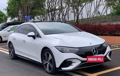 Mercedes-Benz EQE, 2023 год, 5 000 000 рублей, 2 фотография