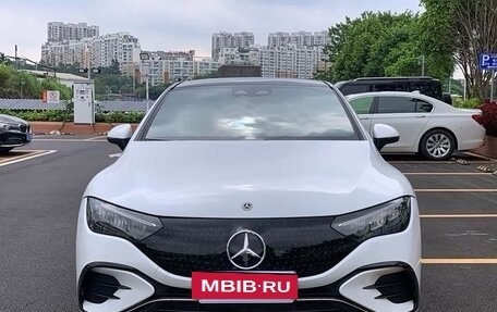 Mercedes-Benz EQE, 2023 год, 5 000 000 рублей, 3 фотография