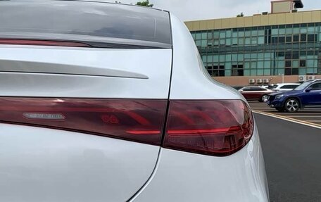 Mercedes-Benz EQE, 2023 год, 5 000 000 рублей, 17 фотография
