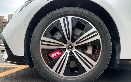 Mercedes-Benz EQE, 2023 год, 5 000 000 рублей, 14 фотография