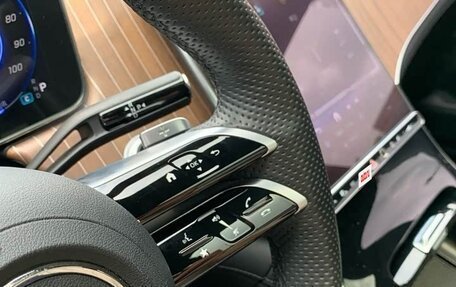 Mercedes-Benz EQE, 2023 год, 5 000 000 рублей, 27 фотография