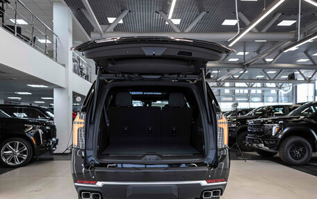 Chevrolet Suburban, 2026 год, 20 713 392 рублей, 8 фотография